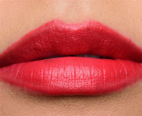 CHANEL Rouge Allure Luminous Intense Lip Colour 172 Rouge .